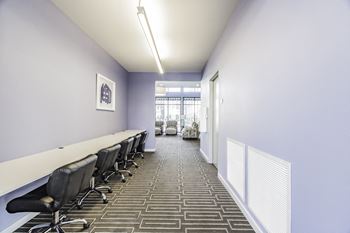 Business hub